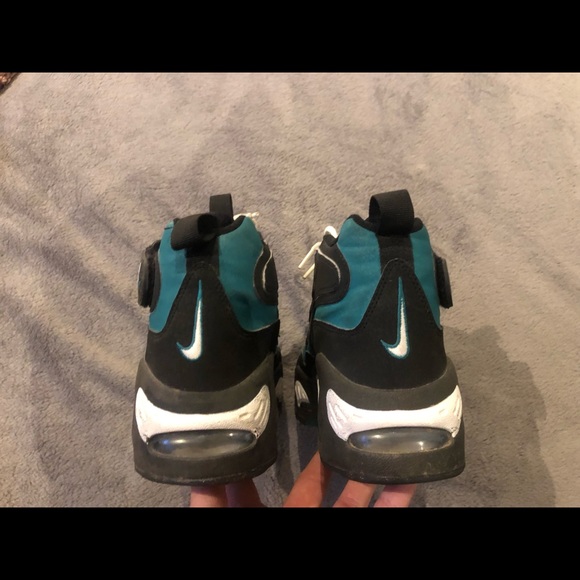 Nike Air Griffey Max 1 Freshwater (2011) - Picture 4 of 6
